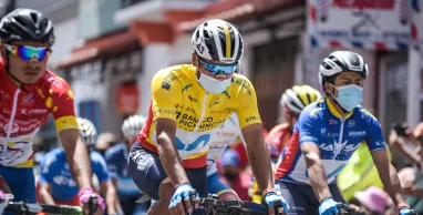 La camiseta del campéon de la Vuelta al Ecuador Banco Pichincha, escalón a grandes lides