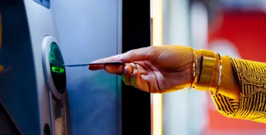 Cajeros automáticos y depositarios: cinco transacciones que puedes hacer al paso